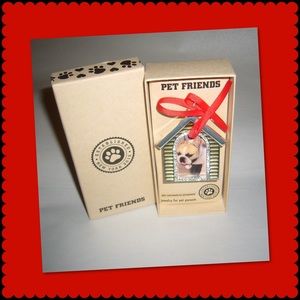 Dog House Frame Brooch/Pin/Ornament